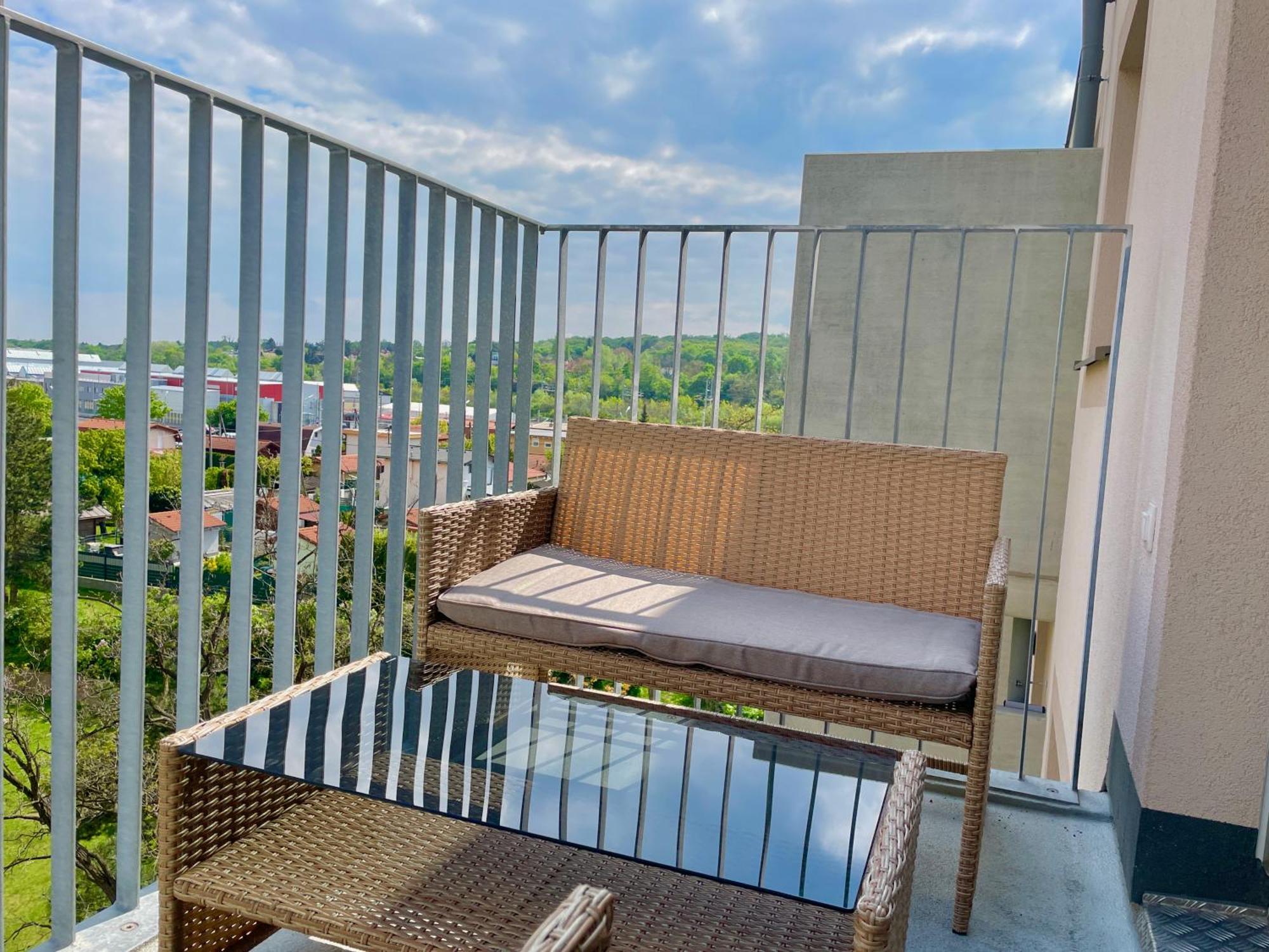 Central 55M2 Flat With Balcony & Parking ウィーン エクステリア 写真